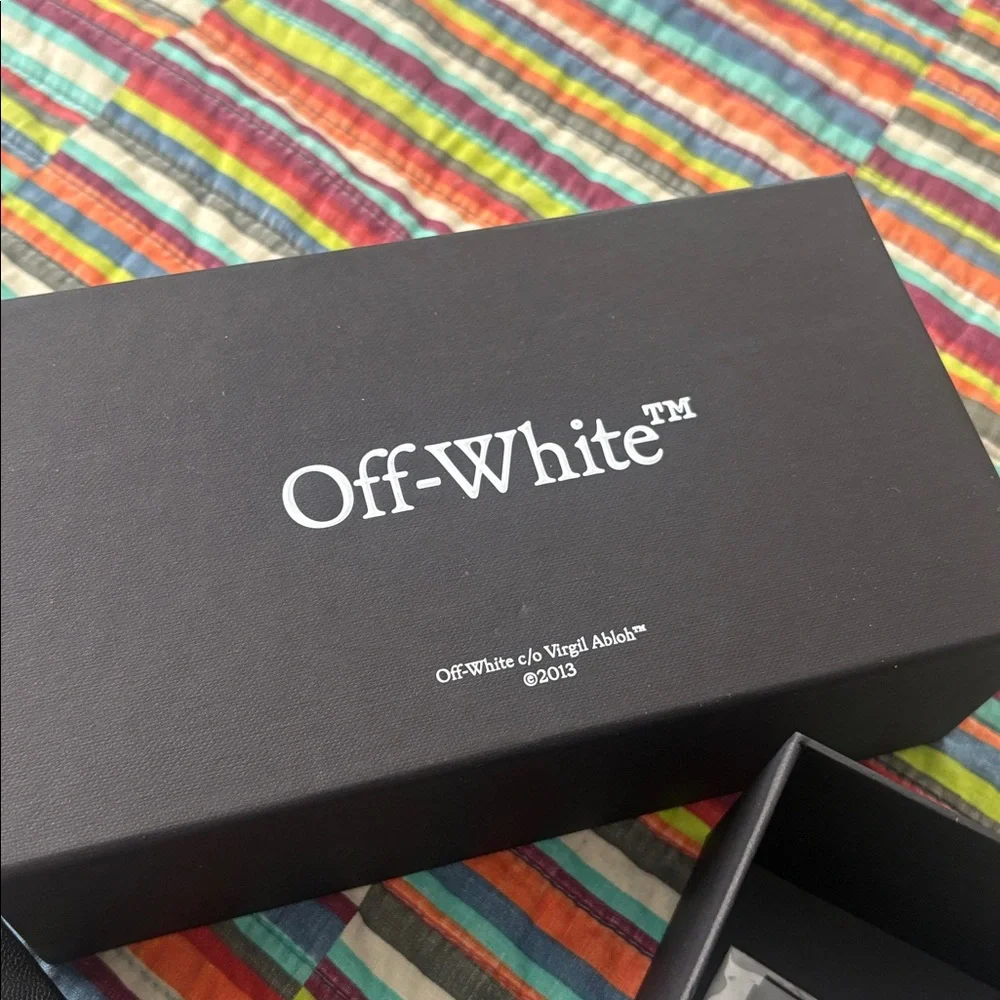 Blowout sale Off-White Cincinnati sunglasses white OERI 110C99PLA0010107 new